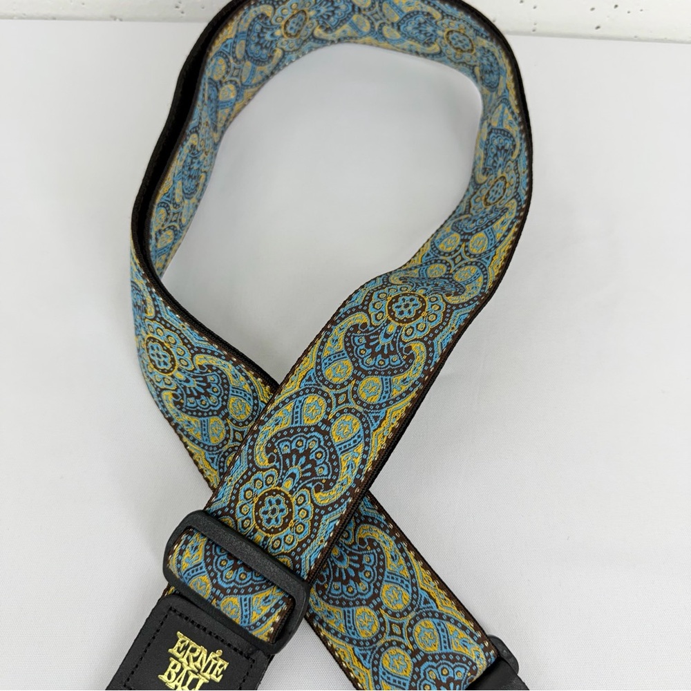 Ernie Ball Classic Jacquard Imperial Paisley Guitar Strap - Picture 4 of 8